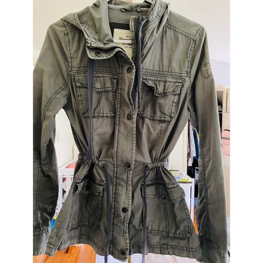 MOVING SALE ‼️Abercrombie Jacket